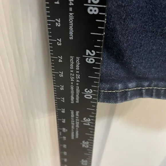 Calvin Klein Skinny Jeans Womens 28x32 Mid Rise Medium Wash‎ - Image 4