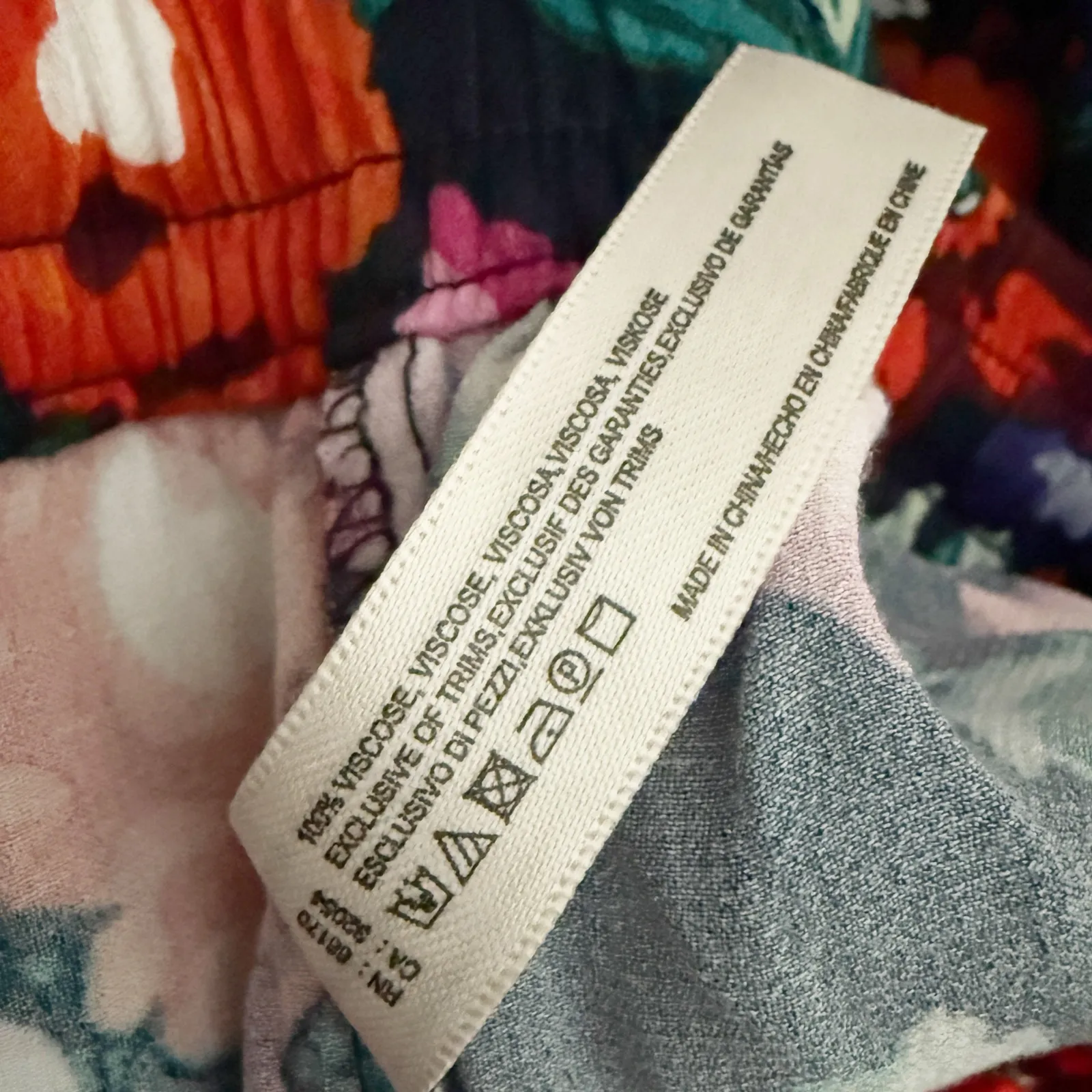 FLOREAT x ANTHROPOLOGIE | Silky Sleep Pajama PJ Top & Bottom Set Floral | Large - Image 12