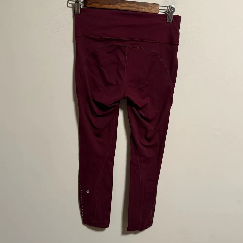 Lululemon Extra Mile Crop (Reflective 23") Garnet- Size 4 - Image 5