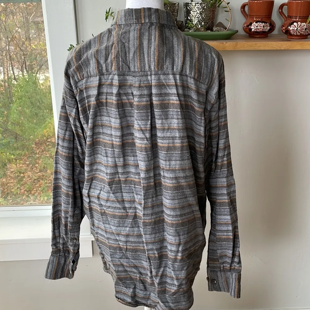 Vintage Gray Yellow Striped Flannel Shirt Size Medium - Image 4