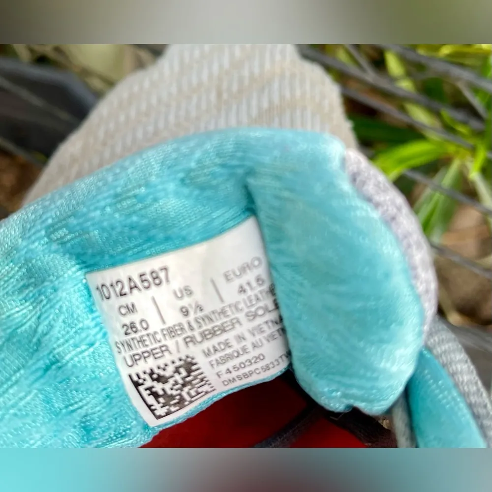 Asics Gel Nimbus 22 Running Shoes Women's Size 9 Gray - Image 5