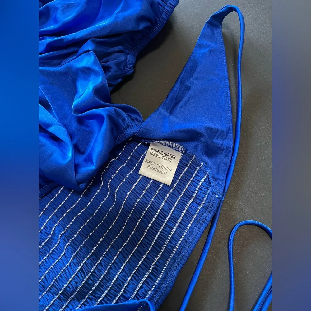 PRINCESS POLLY Blue Off Shoulder Wrap Tie Crop Top Women’s Sz 2/XS. NWOT - Image 4