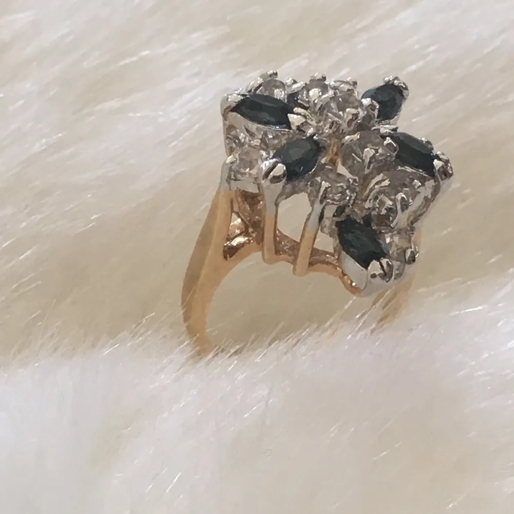 Fine Quality Cocktail Blue/Clear Cluster Ring Size 6 - Image 13