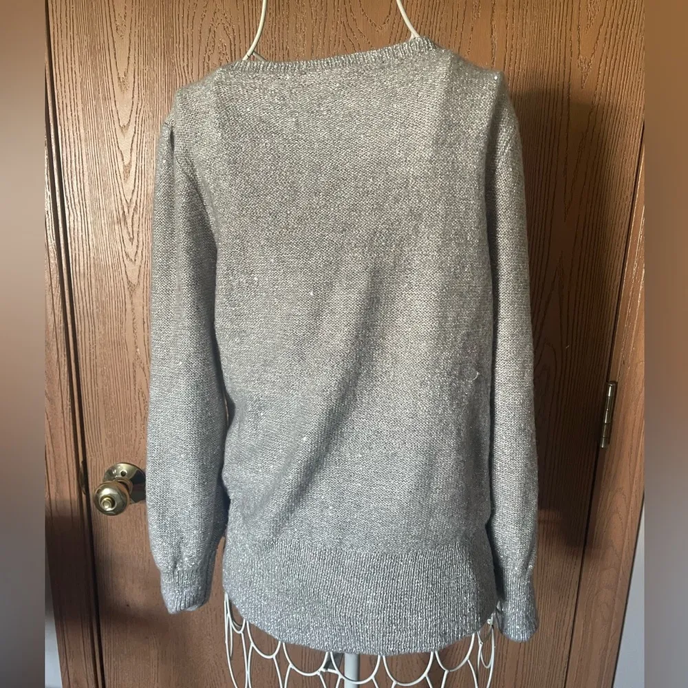 White House Black Market Gray/Silver Sequin Knit V-Neck Long Sleeve Sweater - Image 9