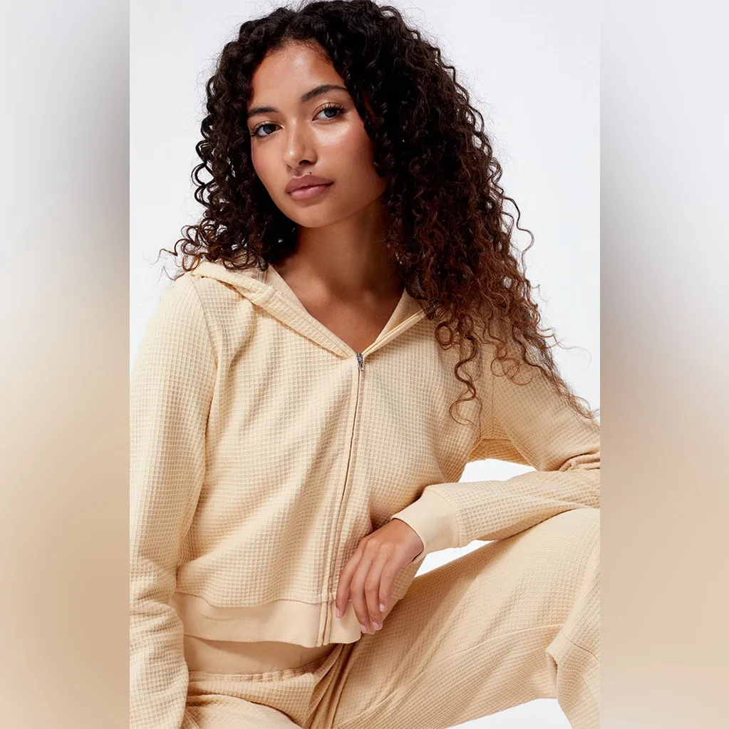 Rhythm Cream Light Layers Zip Up Hoodie Crop Size Medium - Image 2