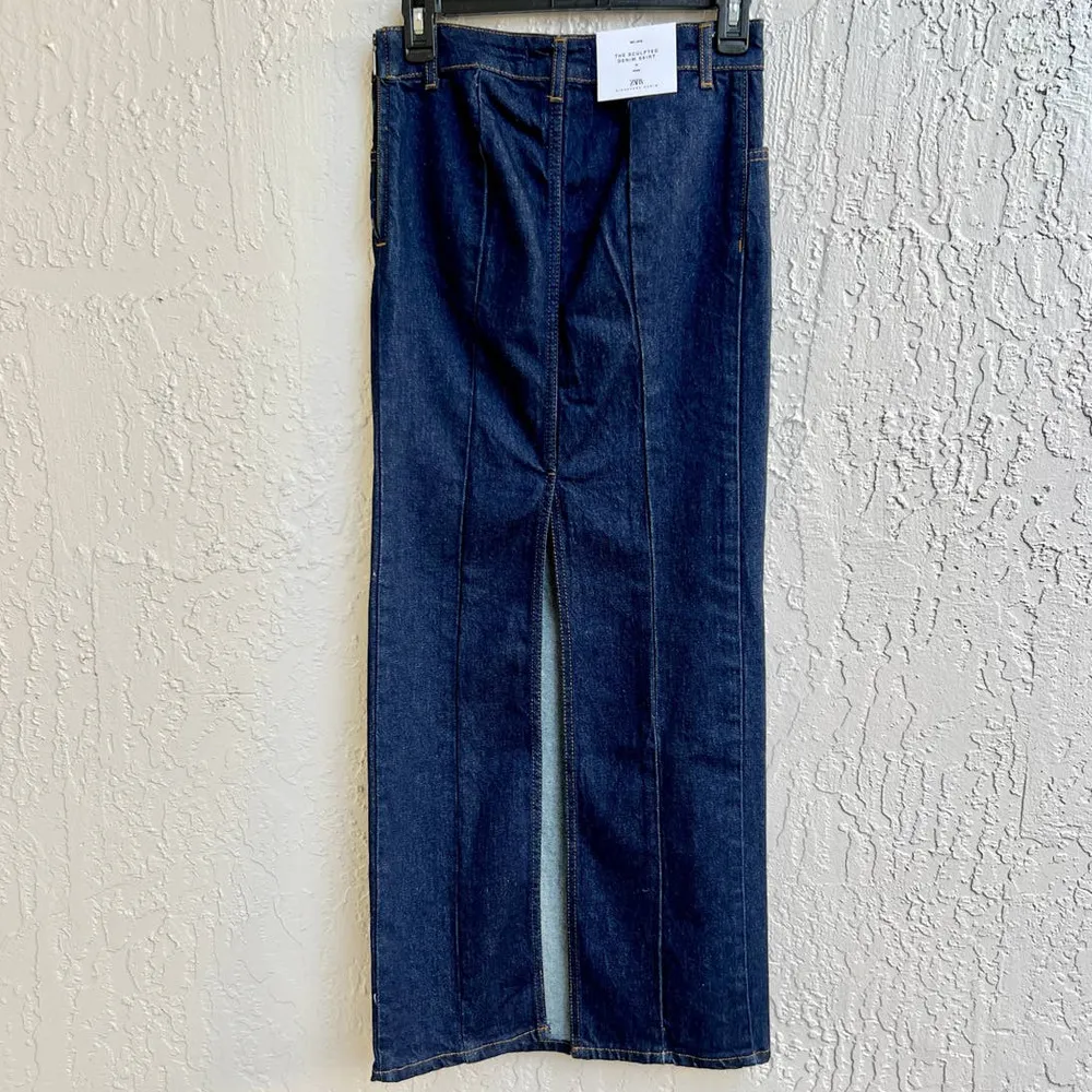 NWT Zara Flat Front The Sculpted Midi Skirt Dark Denim Blue Women's Size XS - Image 2