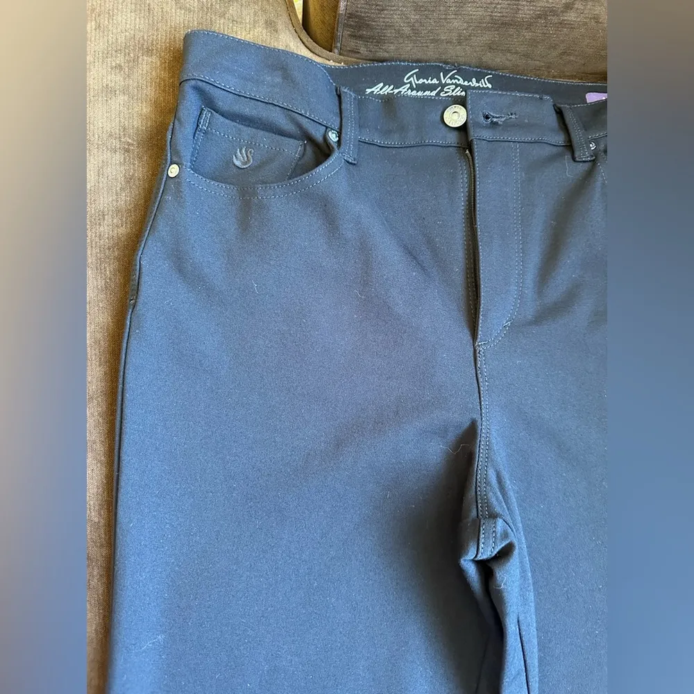 Gloria Vanderbilt Straight Leg Pants W Detailed Sequence On Back Pockets SZ 10 - Image 4