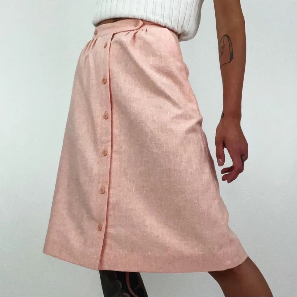 Vintage Button - Image 2