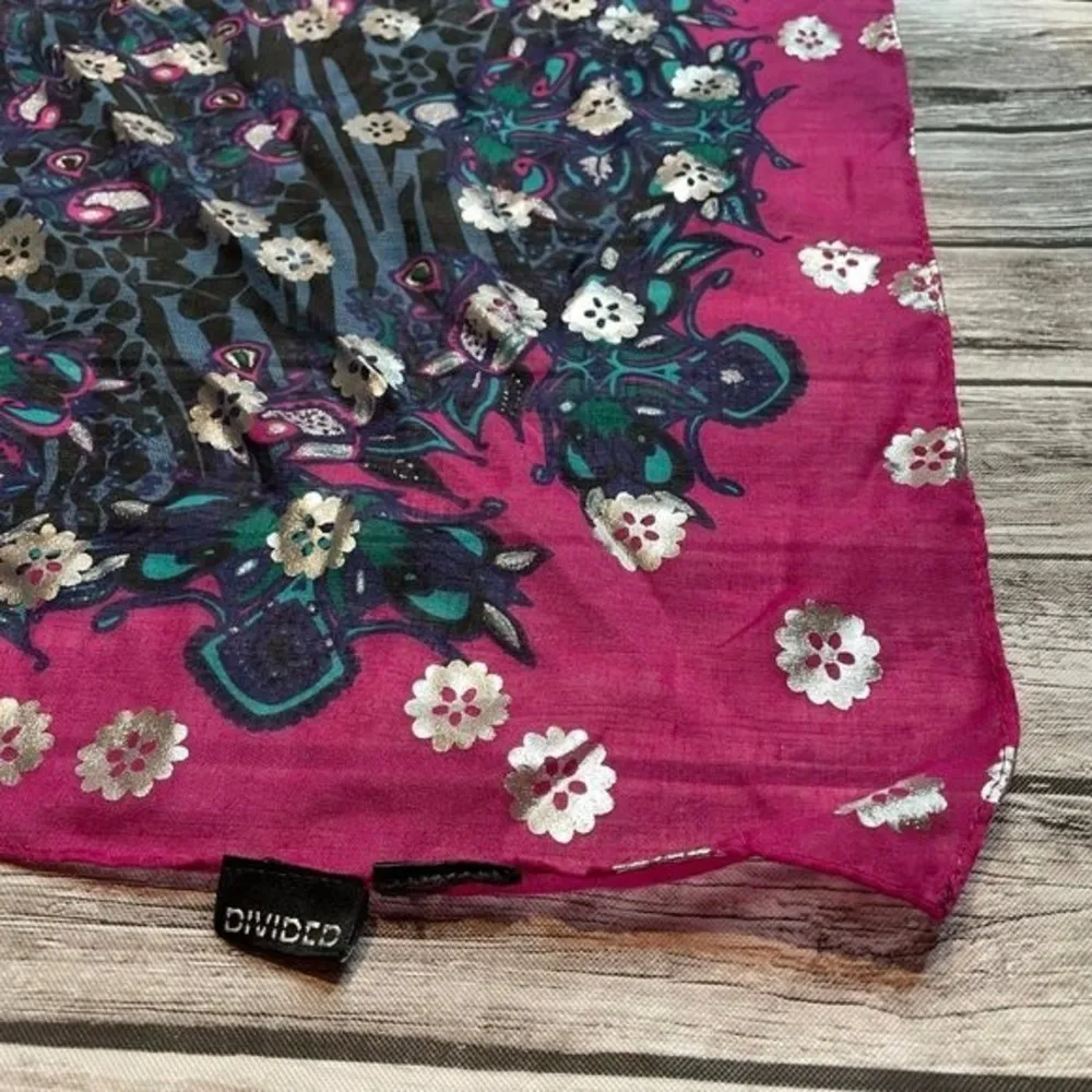 Divided Lightweight Paisley Floral Geometric Square Scarf Blue Teal Pink Silver - Image 6