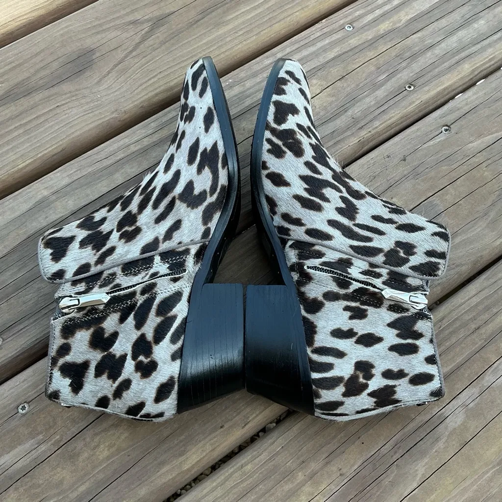 Sam Edelman real leather booties 🐯🐯 - Image 6
