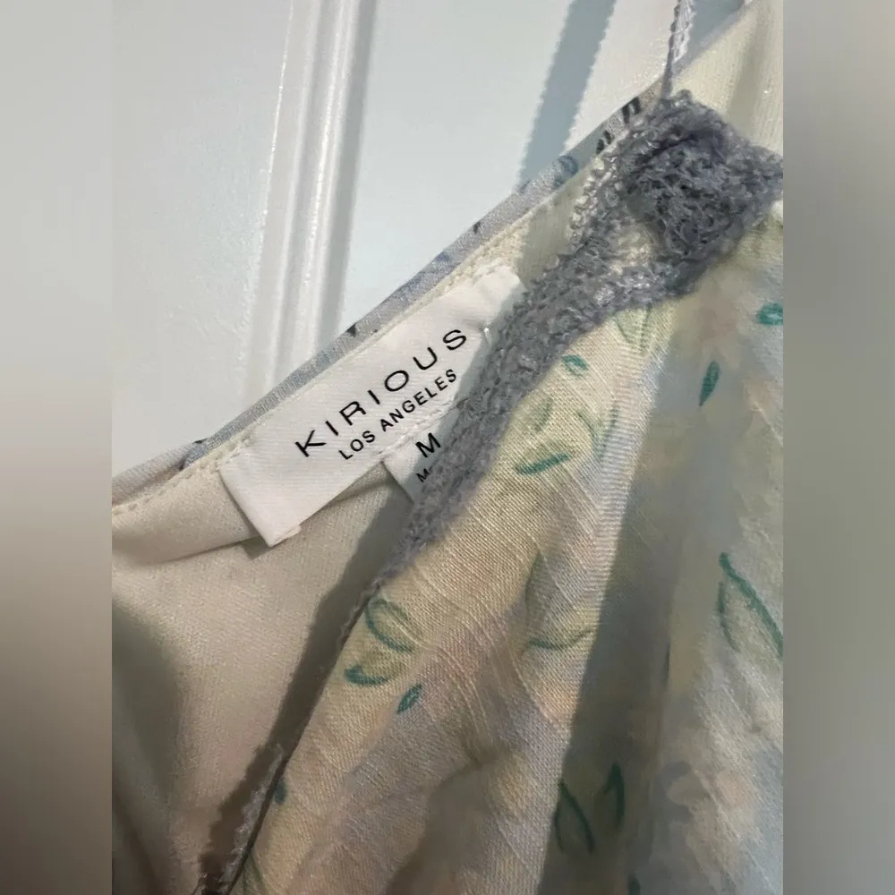 Floral Patchwork Spaghetti Strap Top Blue Size M - Image 7