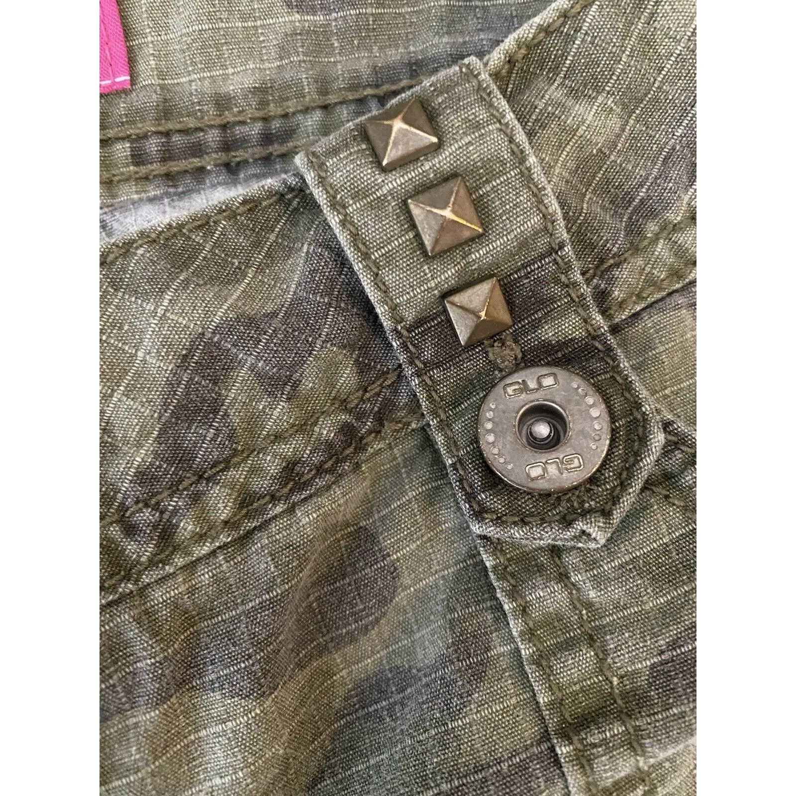 Camo Capri Pants Womens 31x20 Green Camoflauge Crop Cinch Leg Tag 9 GLO Jeans Size undefined - Image 5