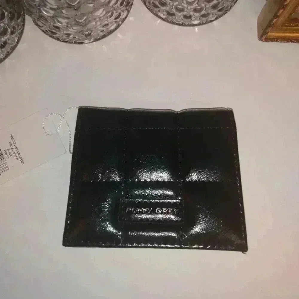 Poppy grey black quilted leather small wallet NWT - Image 3