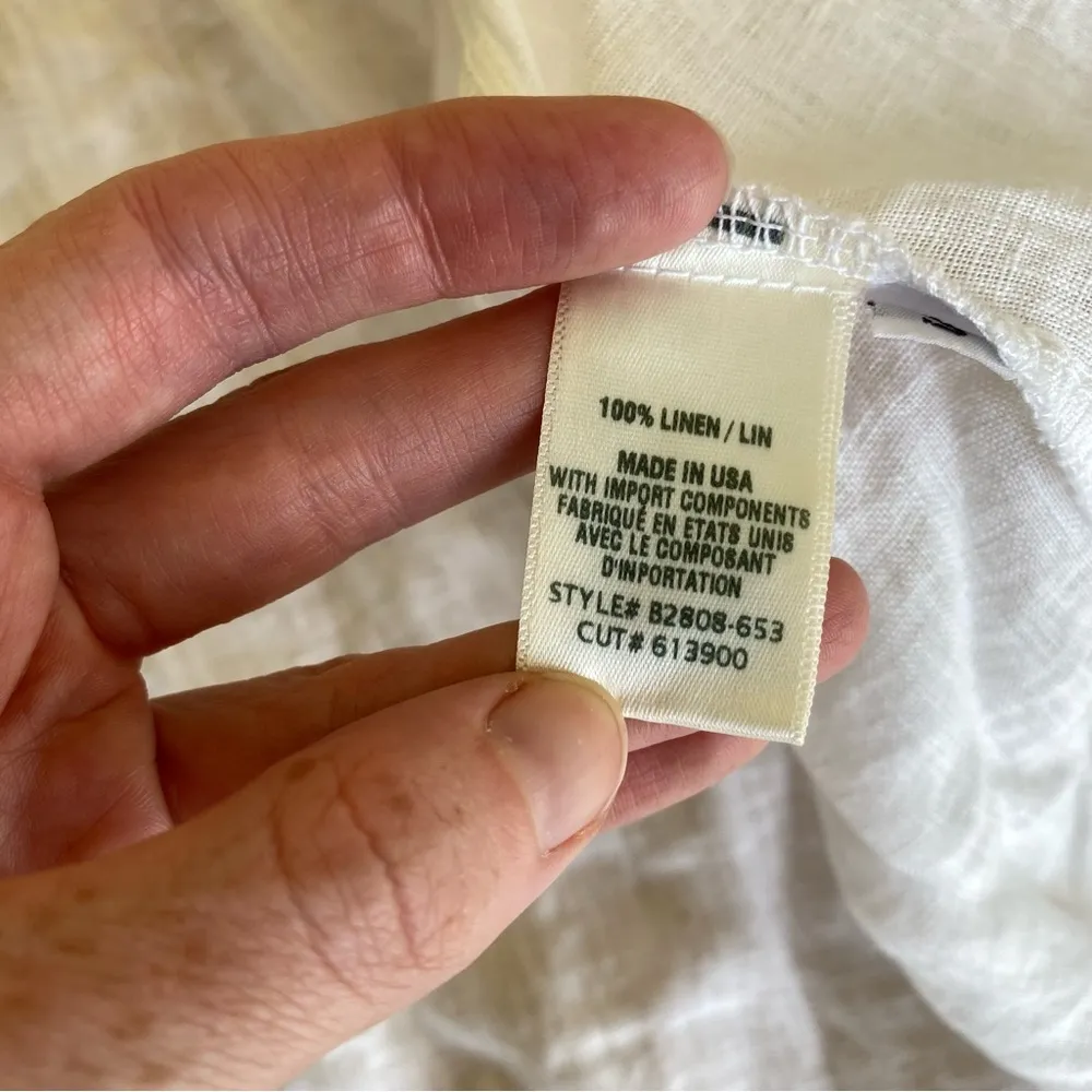 Bella Dahl  Long Sleeve Button Down Linen Shirt in White - Image 4