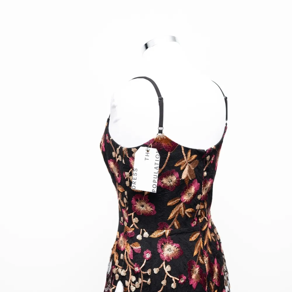 Dress the Population - Uma Women's Sleeveless Fit & Flare Dress - Image 11