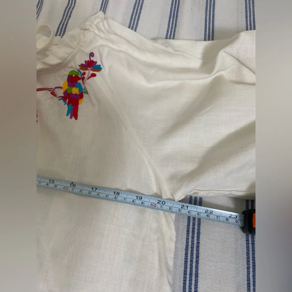 Jade by Melody Tam Ivory Embroidered Blouse Size Medium Line. Cotton Blend Red - Image 8