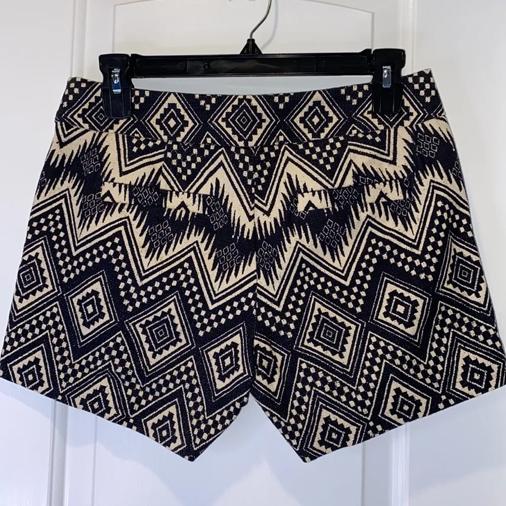 J. Crew | Black/Cream Aztec Boho Patterned Chino Shorts size 0 - Image 3
