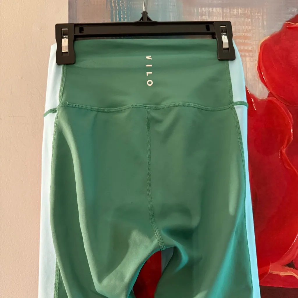 Wilo The Label Green Apple Blue Stripe Yoga Leggings Women Sz XS Pants - Image 3