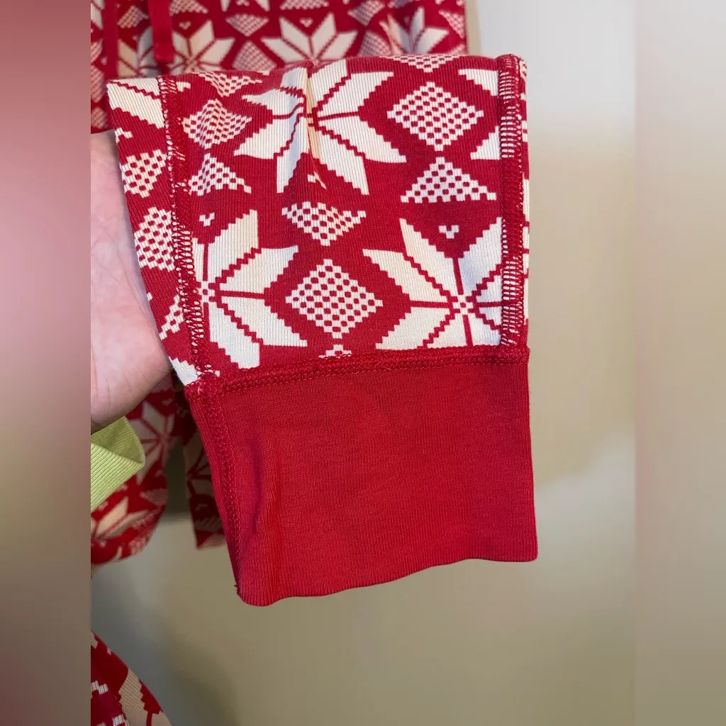 Hanna Andersson Red and White Scandi Snowflake Pants Size L - Image 3