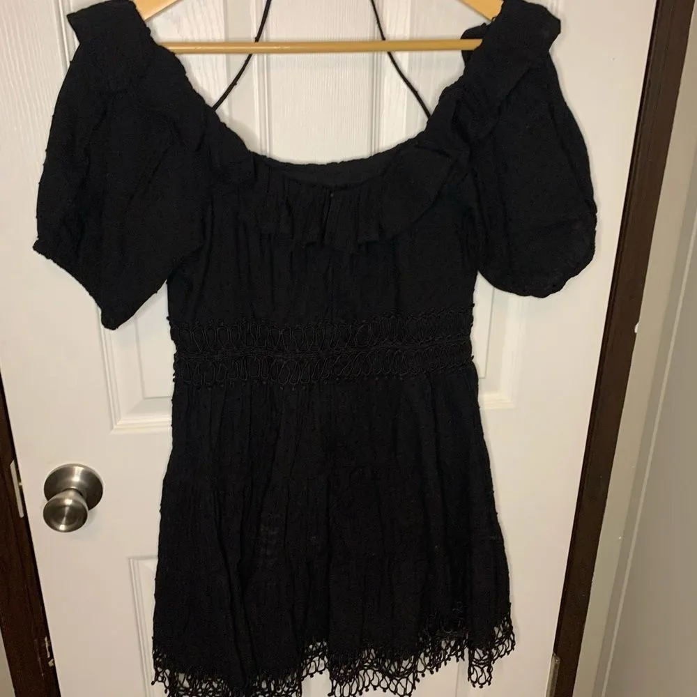 Do + Be cold shoulder dress size M NWT - Image 15