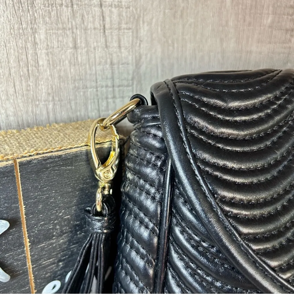 VERSACE PARFUMS WRISTLET are so cute - Image 4