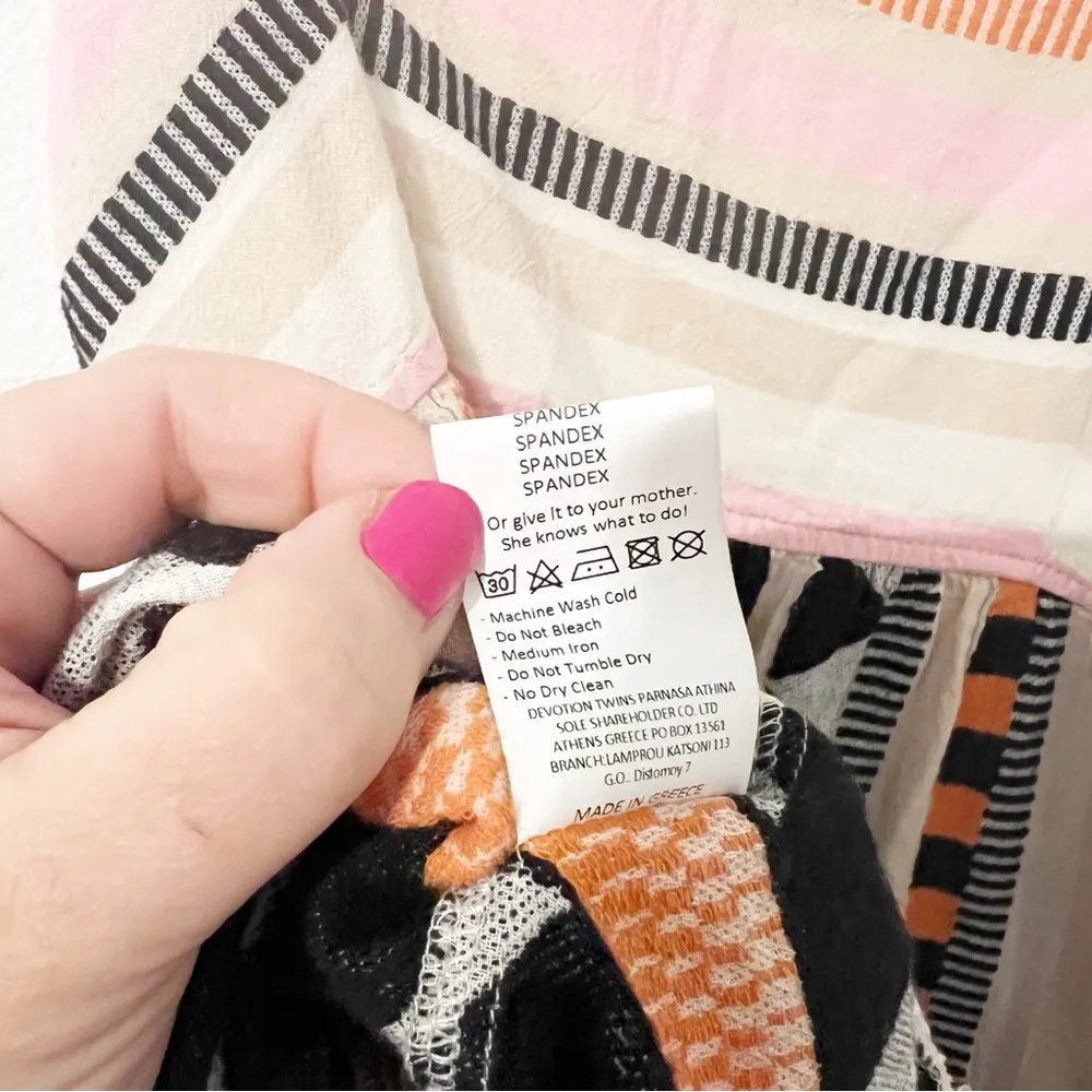 Devotion Twins Square - Image 7