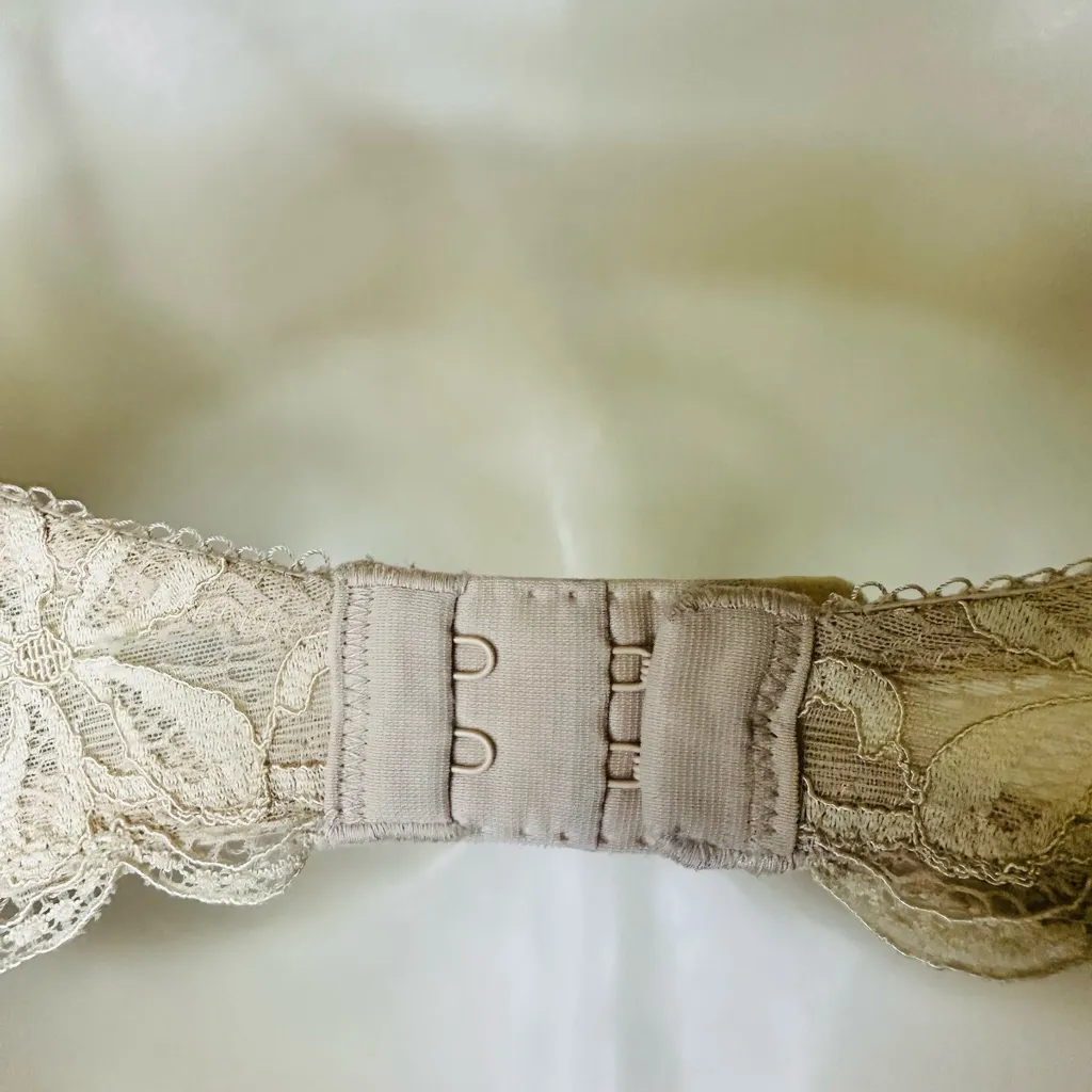 Wacoal -853166 All Dressed Up T Shirt Bra- Nude - 34B - Image 6