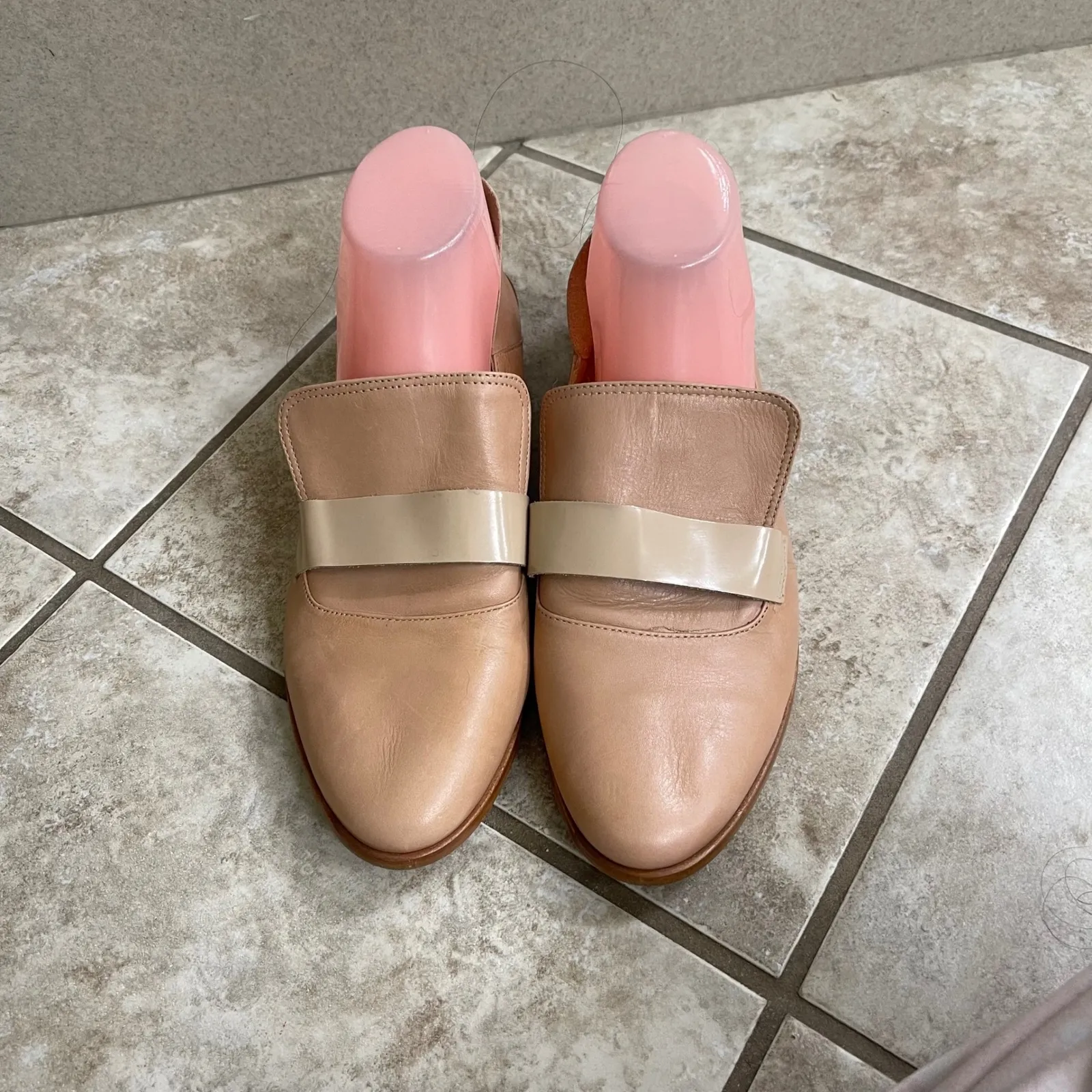 BLIND FAITH by anthropology Women's Beige Leather Loafer Flats Size 10M Tan - Image 3