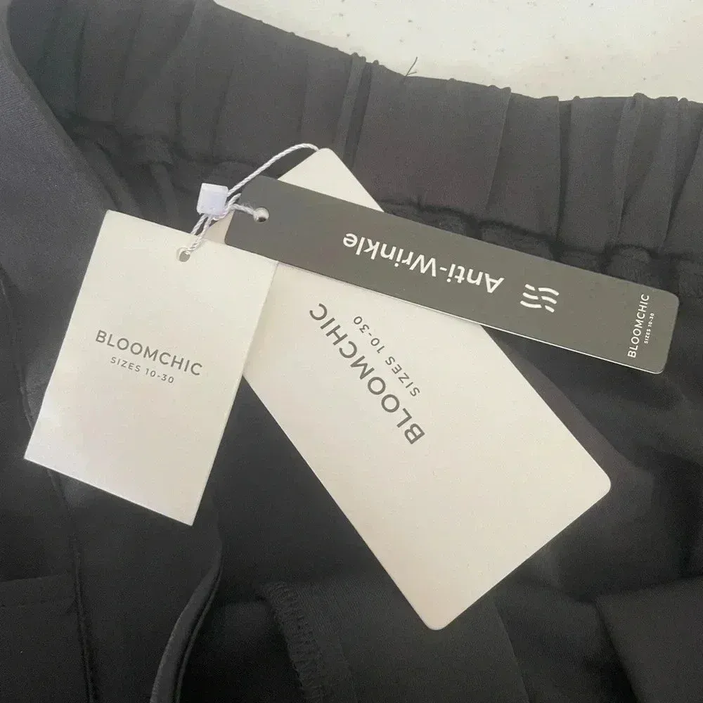 Bloom chic Pants Highrise Crop Black‎ Dress Work Pants Plus Size 14 - Image 9