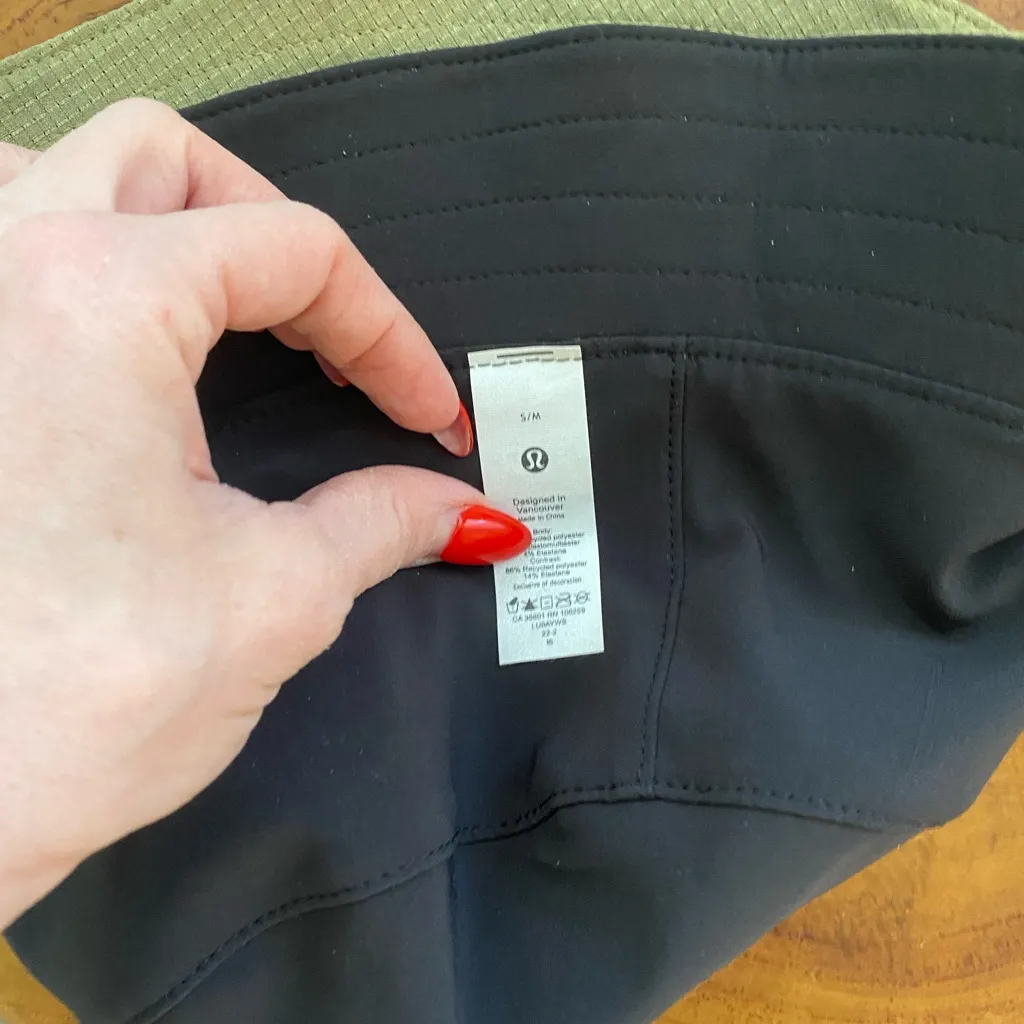 Lululemon reversible bucket hat NWOT - Image 3