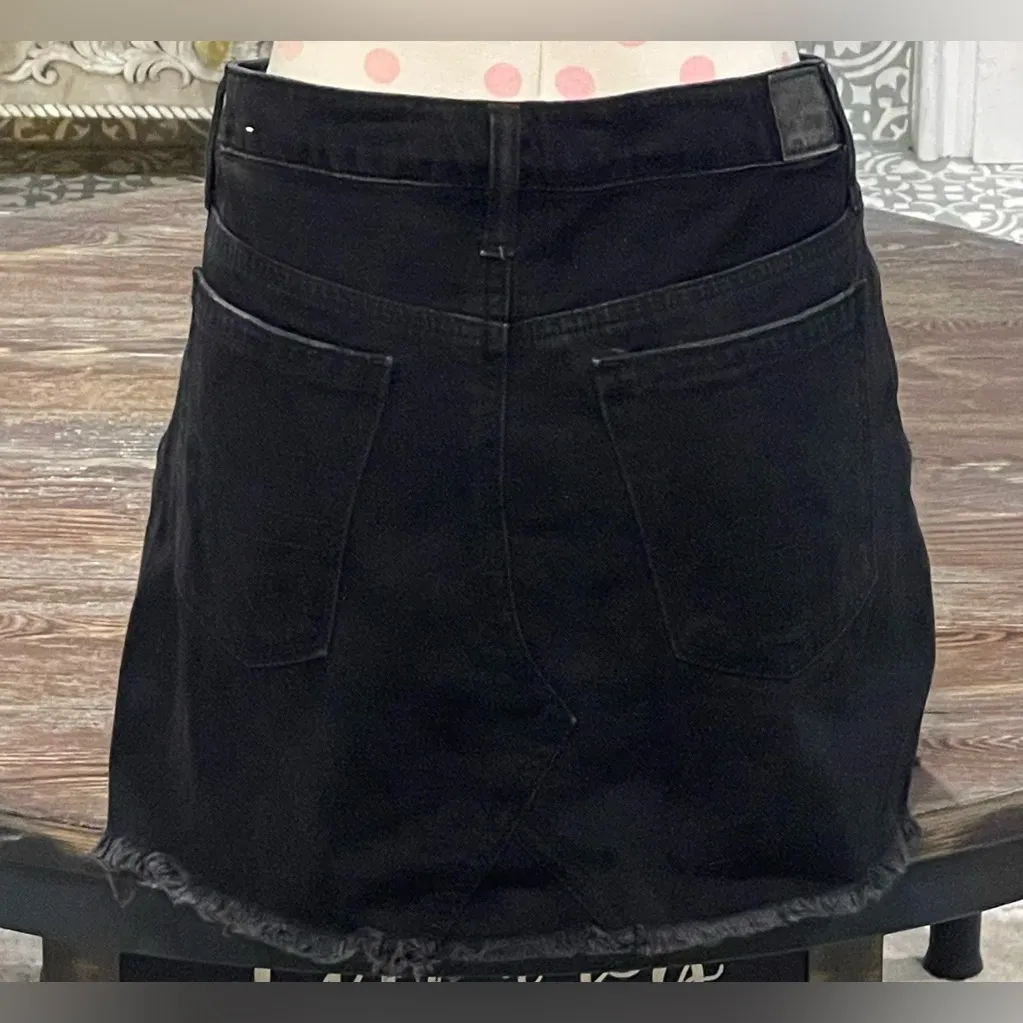 American Eagle AE Hi Rise Festival Mini Black Denim Skirt, Raw Hem, Size 6 -EUC - Image 12