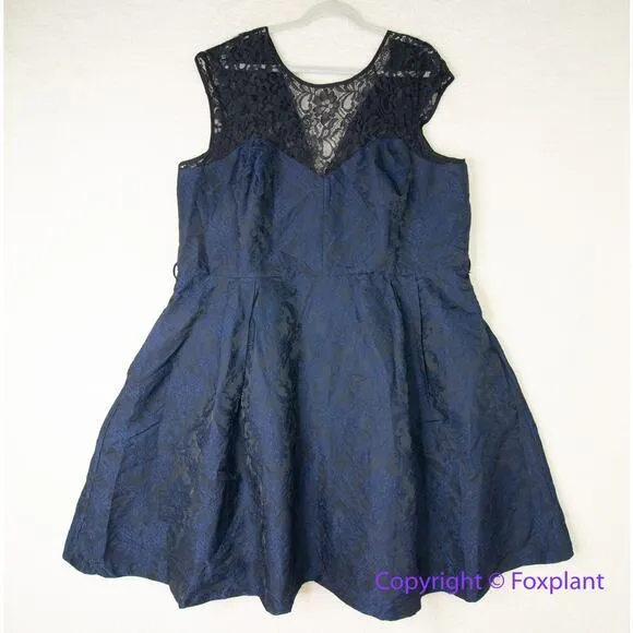 New! City Chic Ornate Dress in black lace and navy jacquard,‎ plus size 24 - Image 4