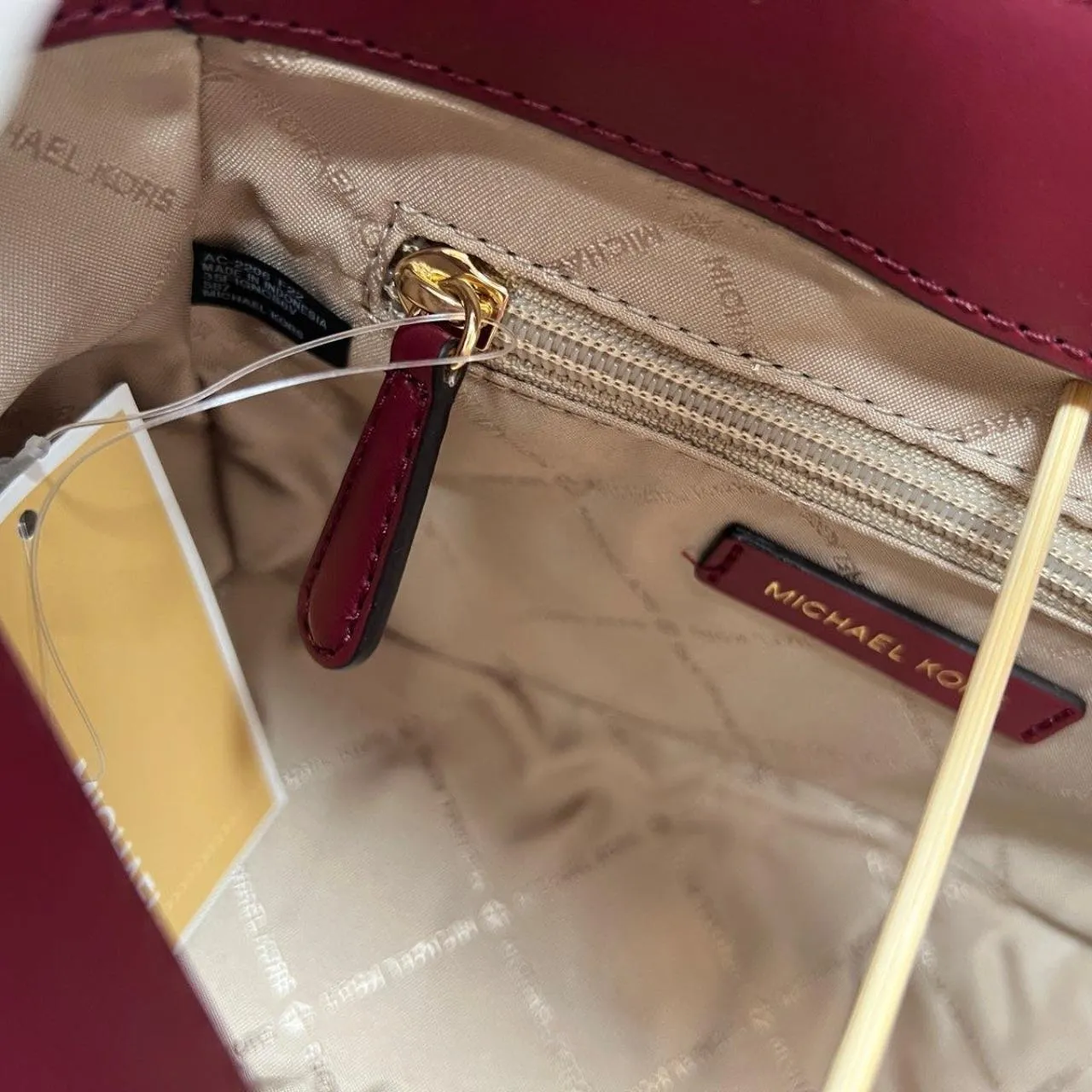 Michael Kors Mulberry Multi Manhattan Satchel Medium Leather MK Signature - Image 7