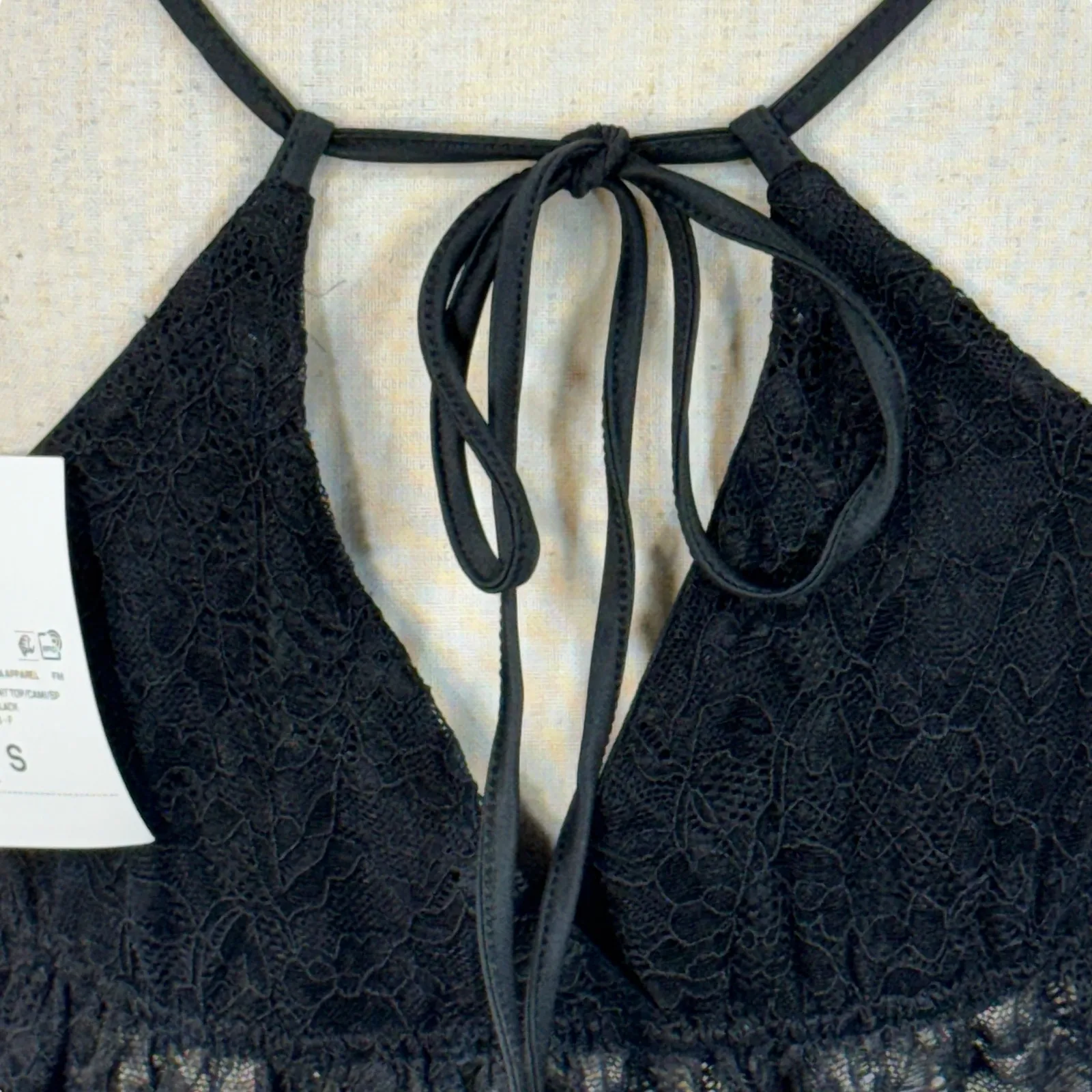 Forever 21 Small Cropped Cami Top Floral Lace Ruffled V-Neck Stretch Adjustable - Image 4