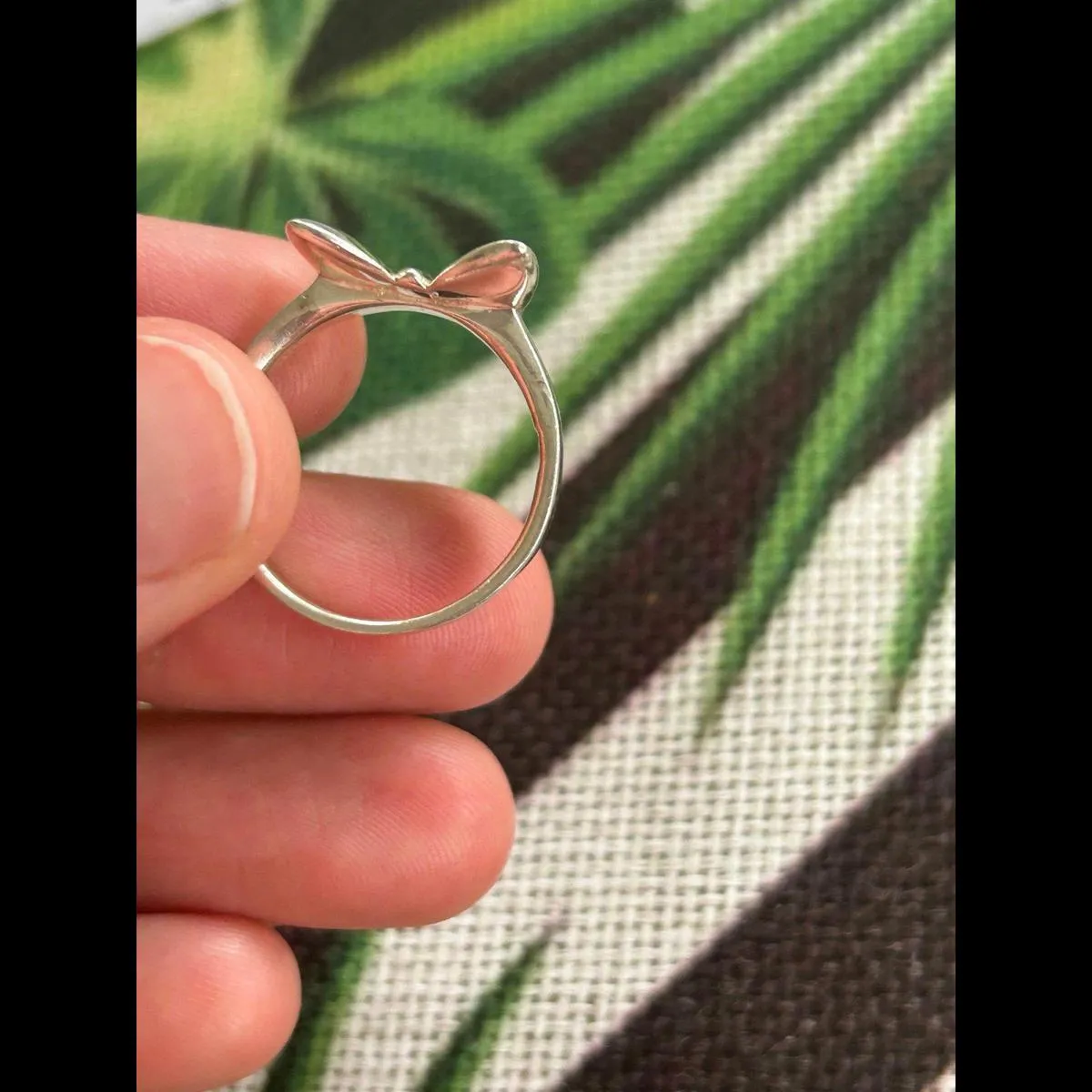 Ring band 925 sterling silver size 8 butterfly/bow - Image 6