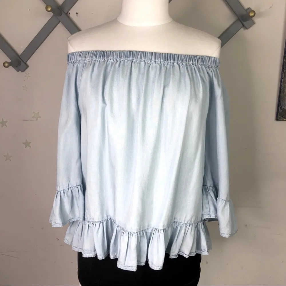 Jane And DeLancey Ruffle off the shoulder chambray Blouse - Image 2
