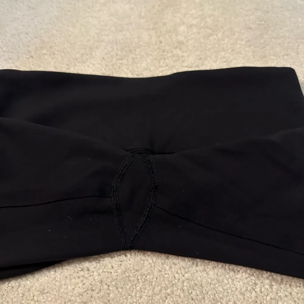 Lululemon Wunder Under Reversible Black And Blue Size 4 - Image 14