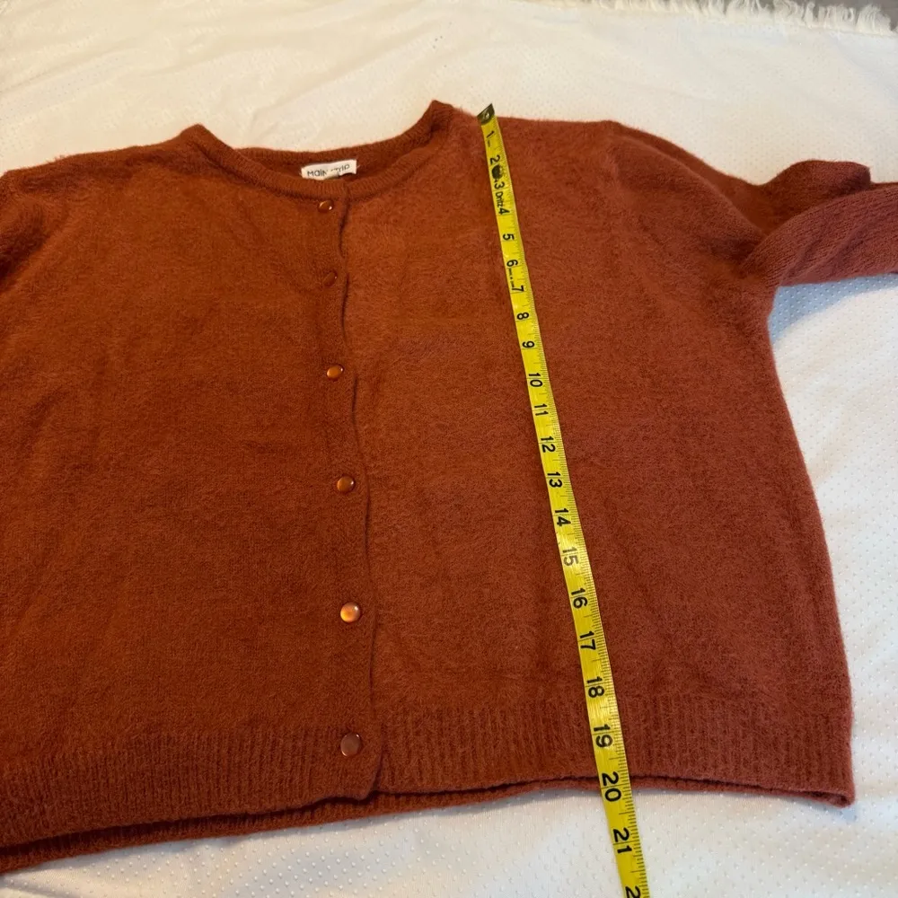 Main strip Button Front Sweater Women’s Size Medium Boxy Fit Soft - Image 9