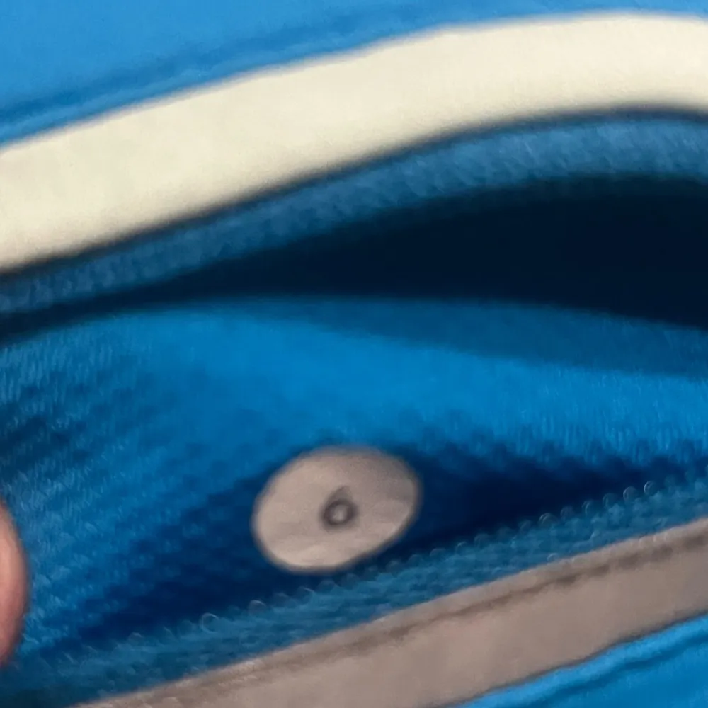 Lululemon Ocean Run Blue & White Stripe Crop Yoga Leggings - Image 6