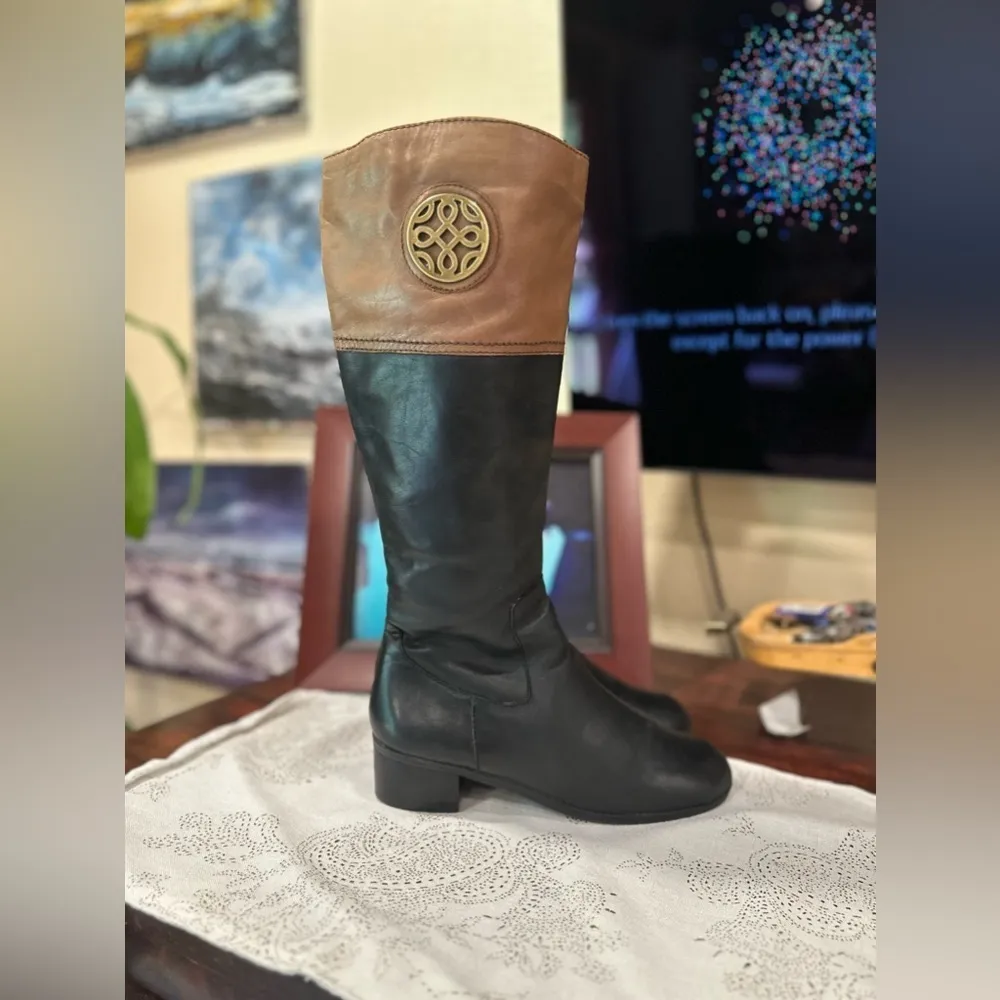 EUC Franco Fortini Leather Riding Boots Roxanne Black Tan Accent logo brass - Image 4