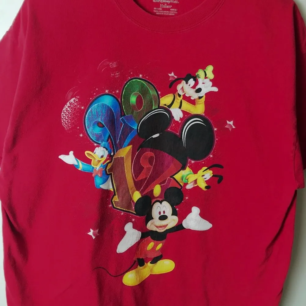 2012 Walt Disney World T Shirt Red XL Extra Large Mickey Mouse Characters Solid - Image 7