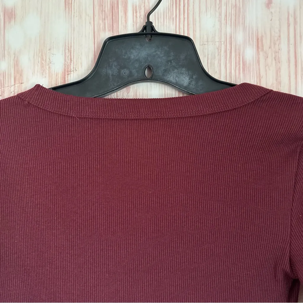 Old Navy Maroon Snug Long-Sleeve Scoop Neck Ribbed T-Shirt - Image 10