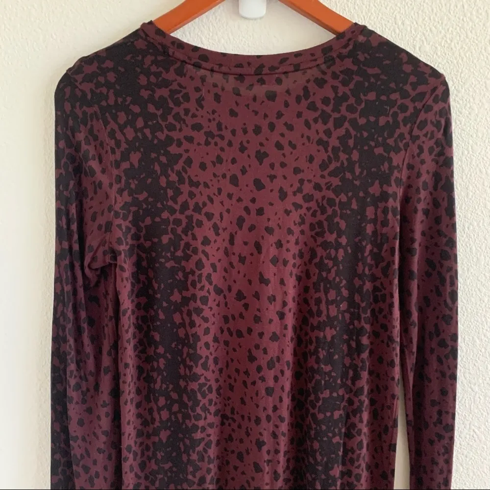 Vince Leopard Print Crew Neutral Animal Print Vibe Top Long Sleeve XS - Image 7