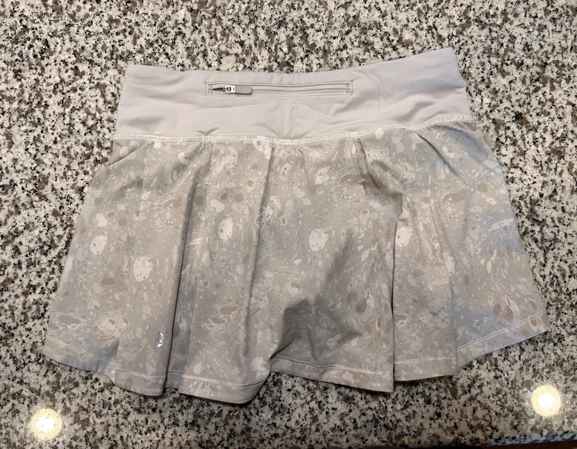 Lululemon  Skirt Pace Rival - Image 2