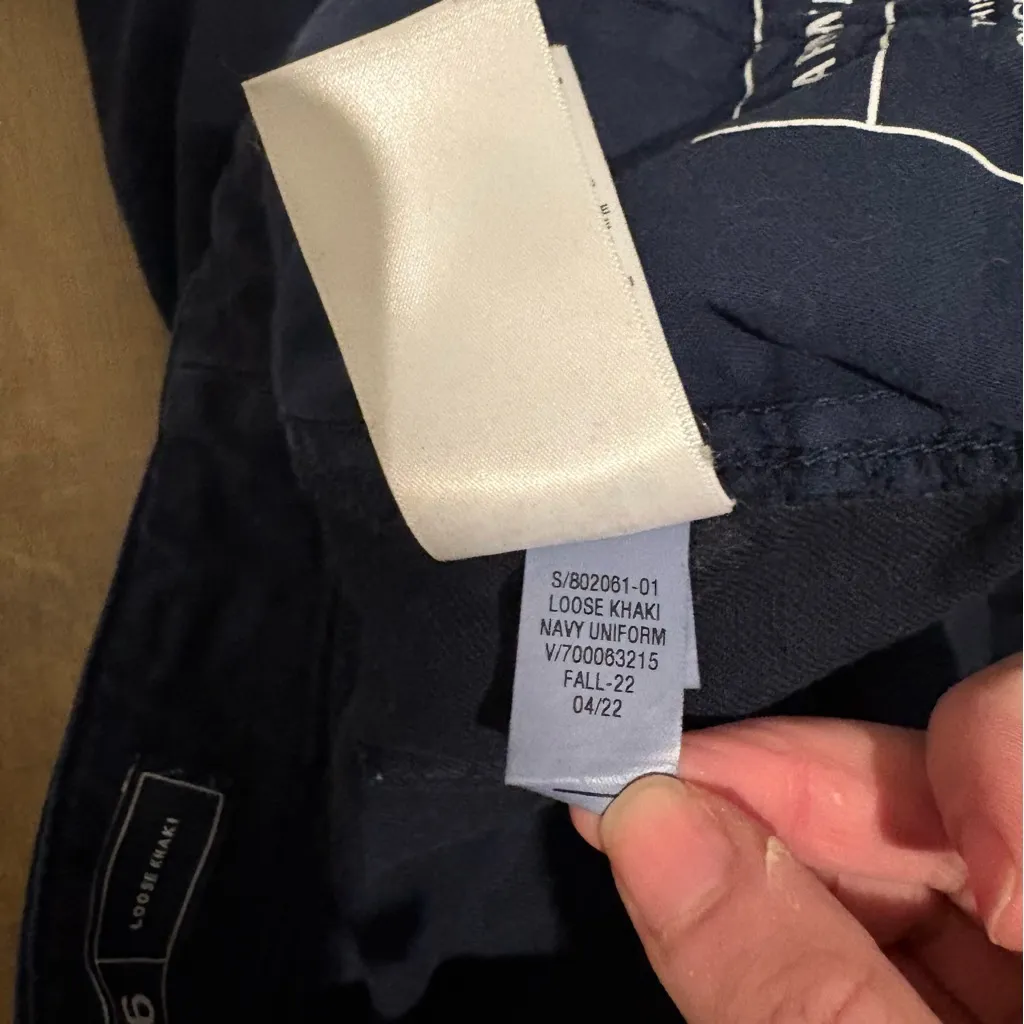 GAP Mid Rise Loose Wide Leg Khakis 100% Cotton PantsNavy Blue size 6 - Image 8