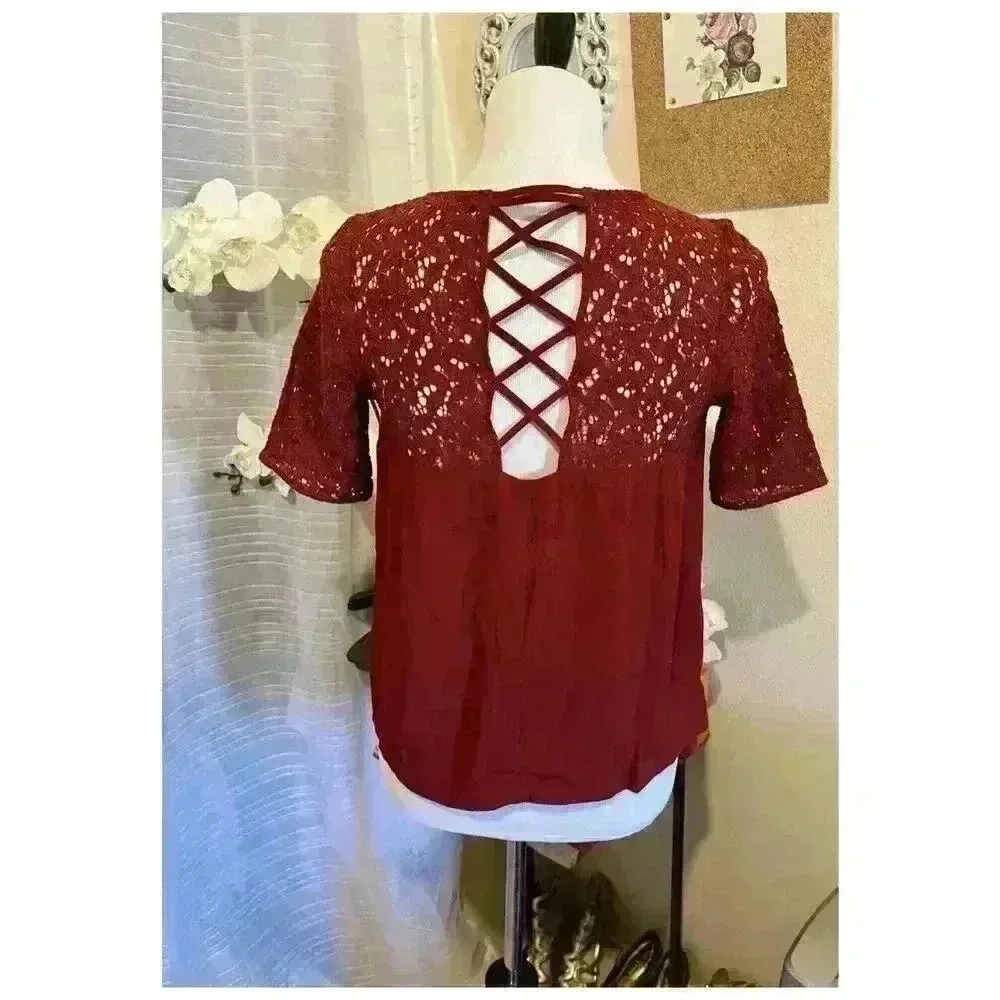 Zara Women’s Red Short Sleeve Blouse - Image 4