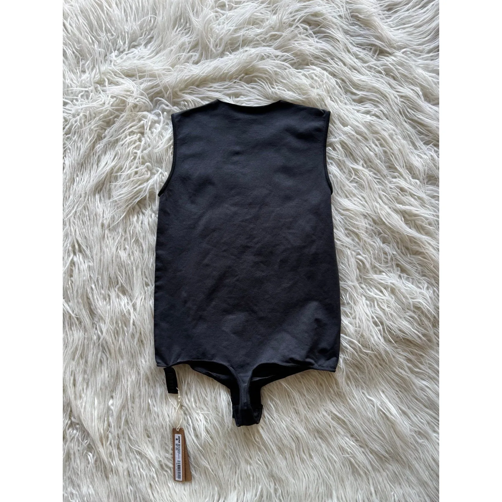 Skims Essential Crew Neck Sleeveless Bodysuit Onyx XXS/XS - Image 7