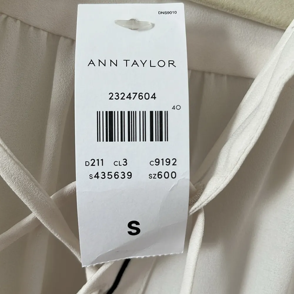 white/cream long sleeve blouse with black trimmings in size M - Image 7