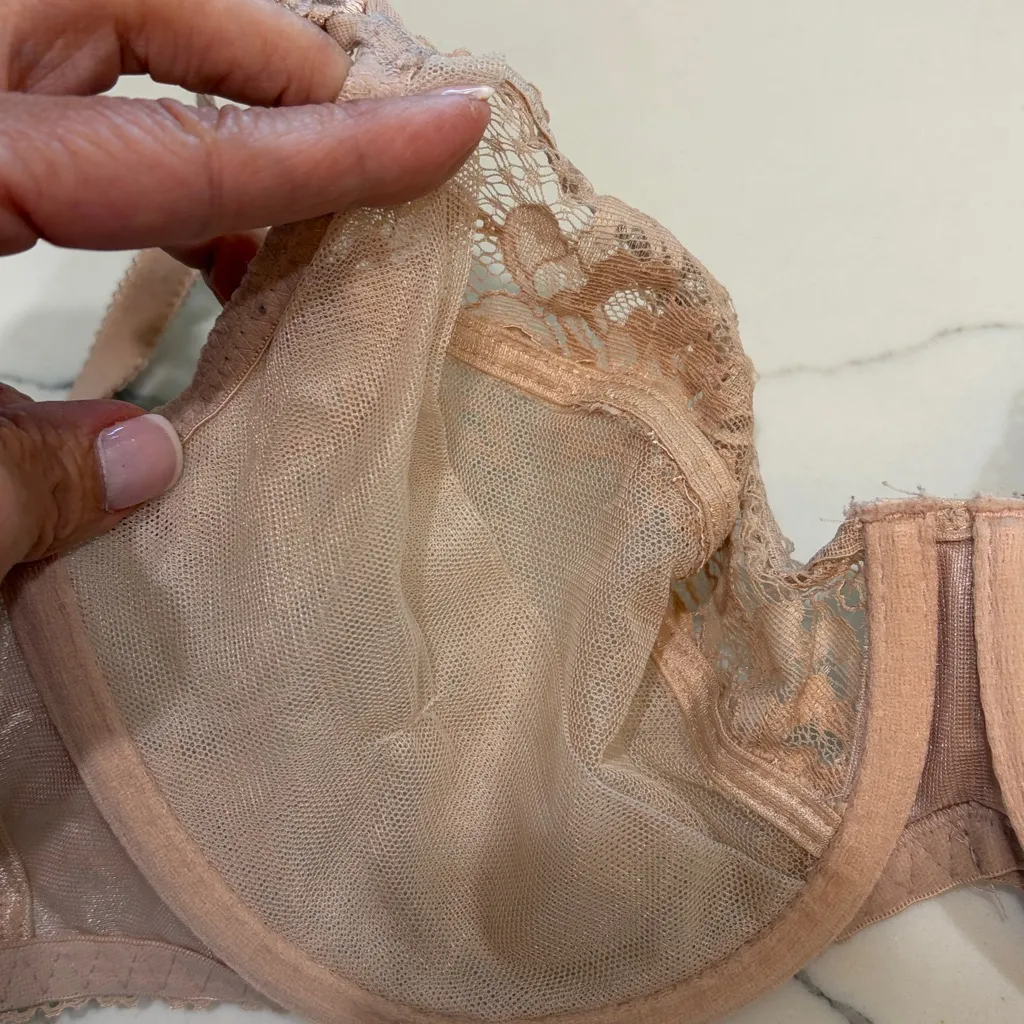 Wacoal ladies nude lace underwire bra - Image 4