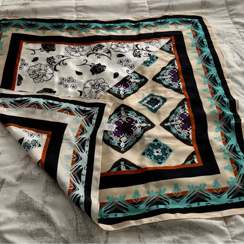 Elegant Multicolor 100% Silk floral mixed print Scarf wrap, size 25x25 boho Black - Image 9